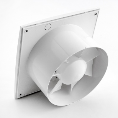 Вытяжной вентилятор Europlast EE150 белый Вытяжной вентилятор Europlast EE150 белый